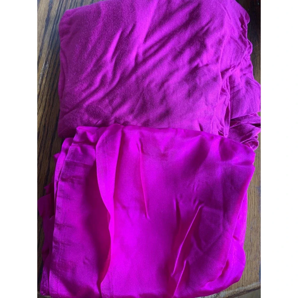 The Unbranded Brand magenta fuchsia